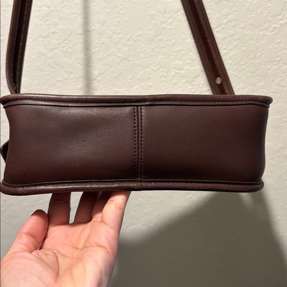 Coach North/South Compartment Bag #9168 - Picture 4 of 10